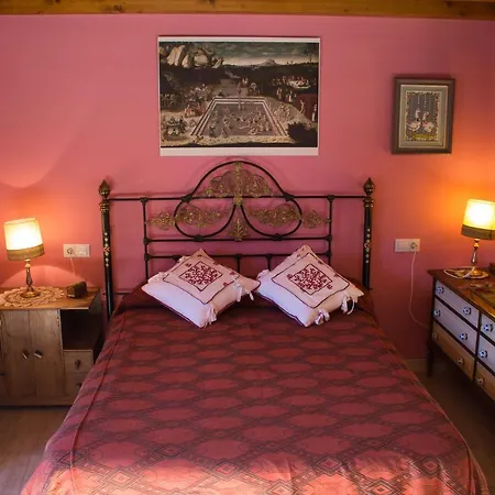 Casa Castane * Пуэнте-де-Доминго-Флорес